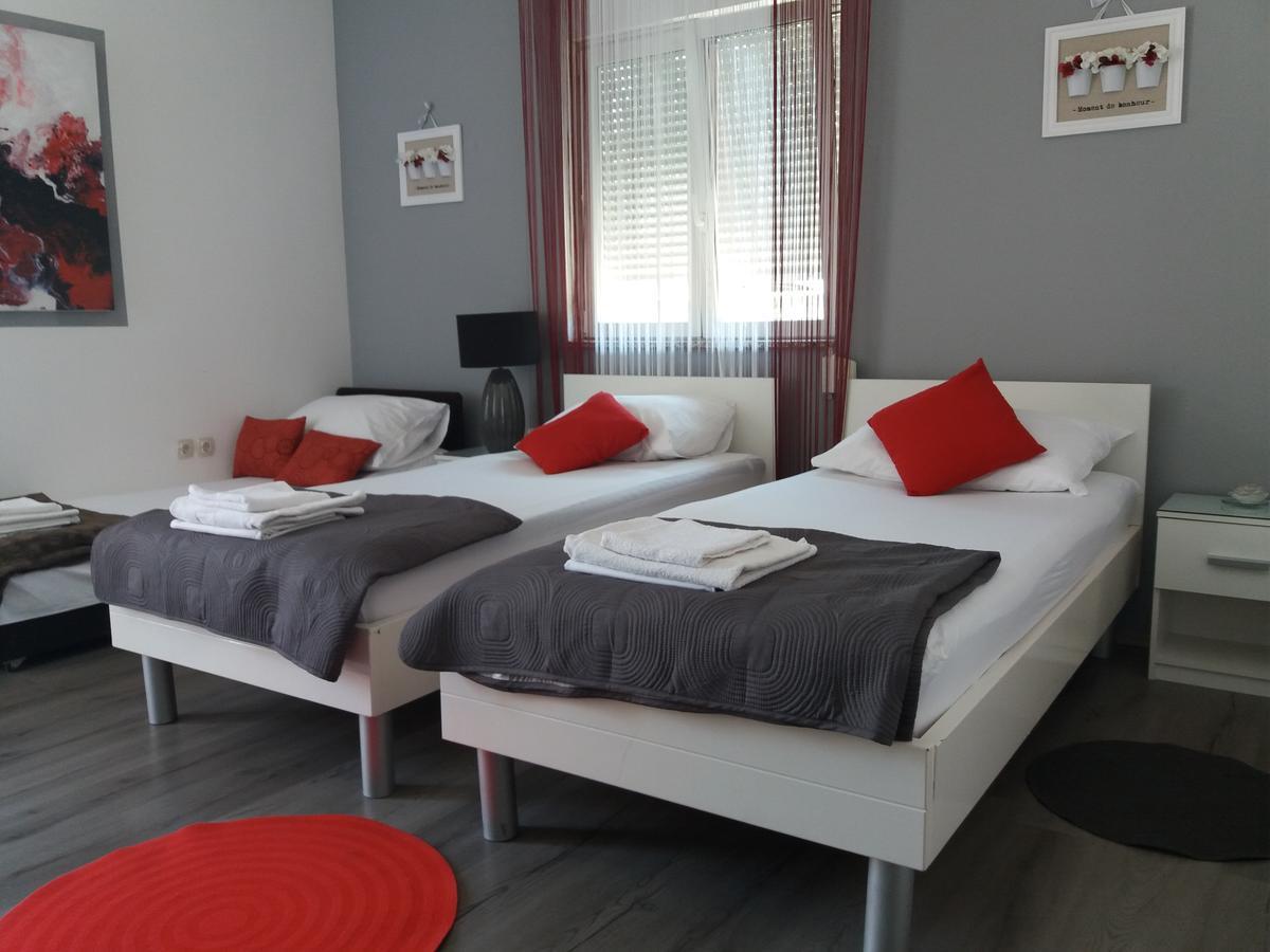 Apartments Benic Задар Екстер'єр фото